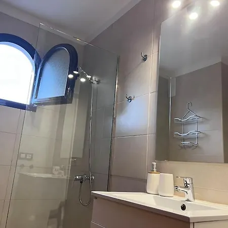 360º Panoramic View Apartment
